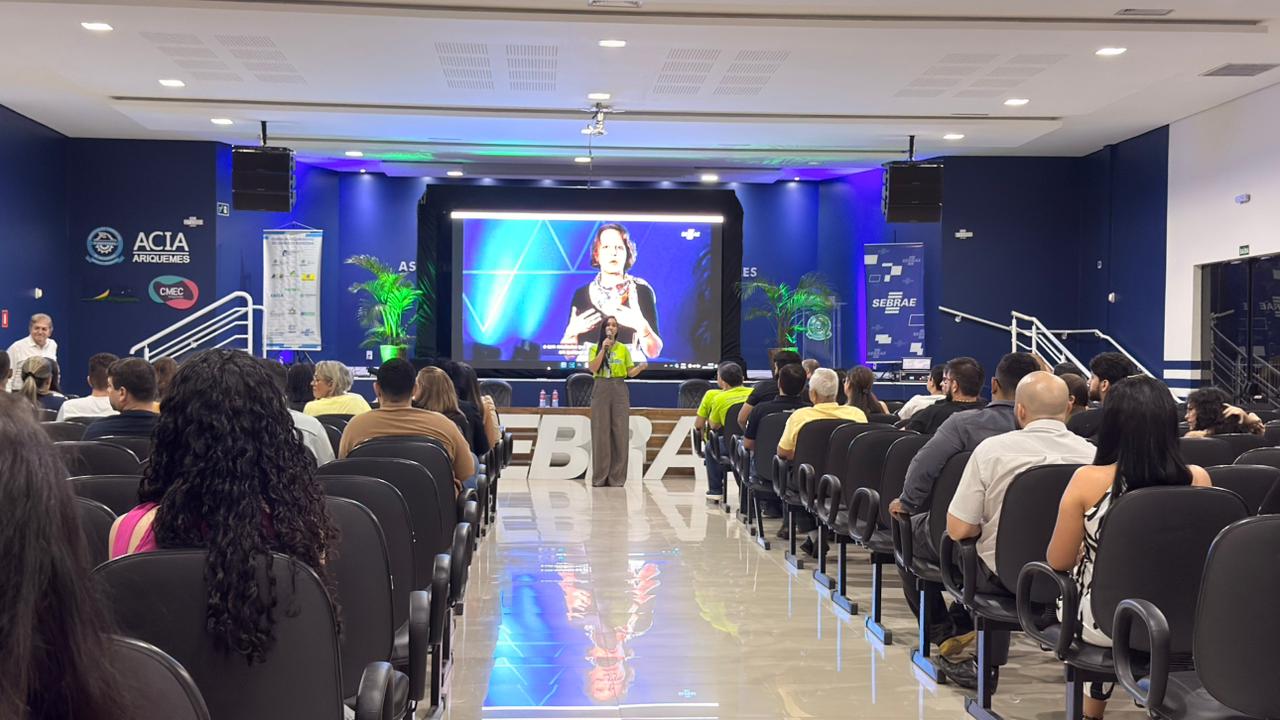 A palestra “O impacto humano da inteligência artificial nas empresas” reuniu empreendedores em Ariquemes para debater inovação, tecnologia e os desafios da transformação digital nos pequenos negócios.