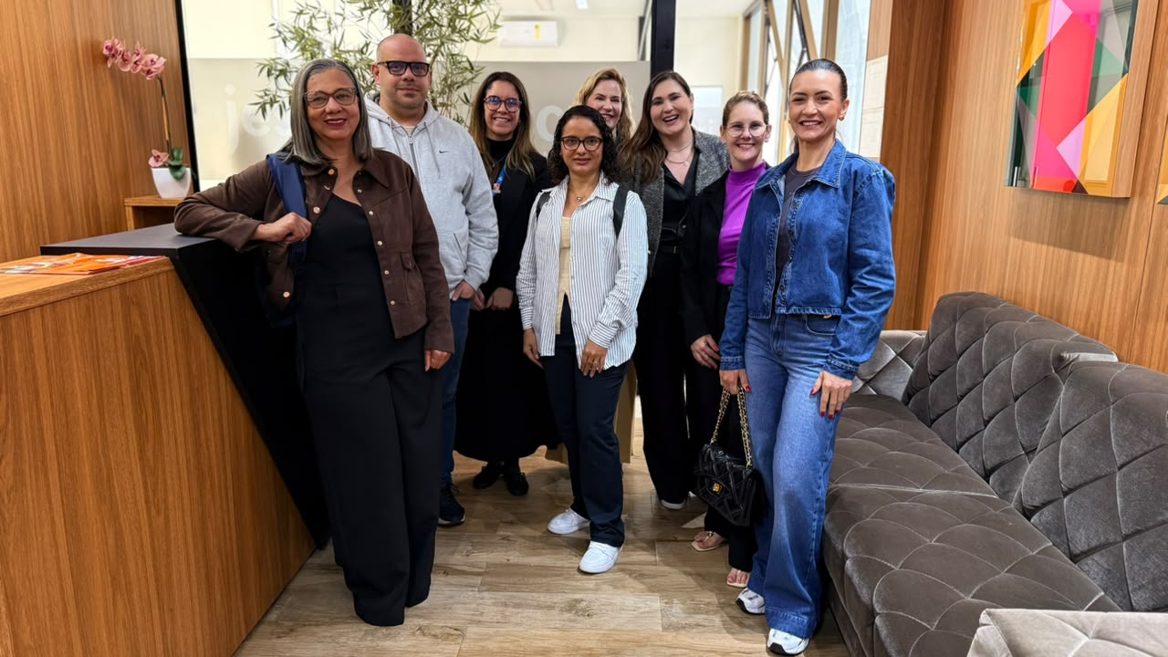 Participantes da missão empresarial acompanharam etapas da produção em empresas do polo de Nova Friburgo, responsável por cerca de 36% da produção nacional de lingerie.